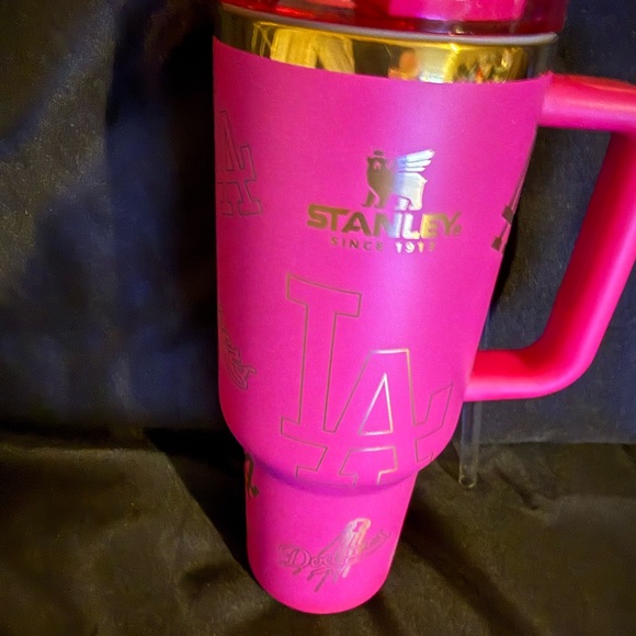 New Stanley 40oz Laser LA Engraved Dodgers Hot Pink Tumbler *No Original Box* - Picture 2 of 15